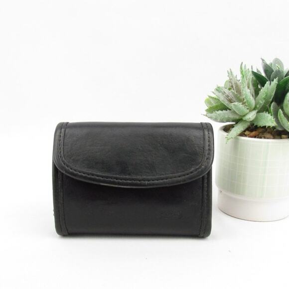 Coach Handbags - Coach Vintage Black Leather Wallet